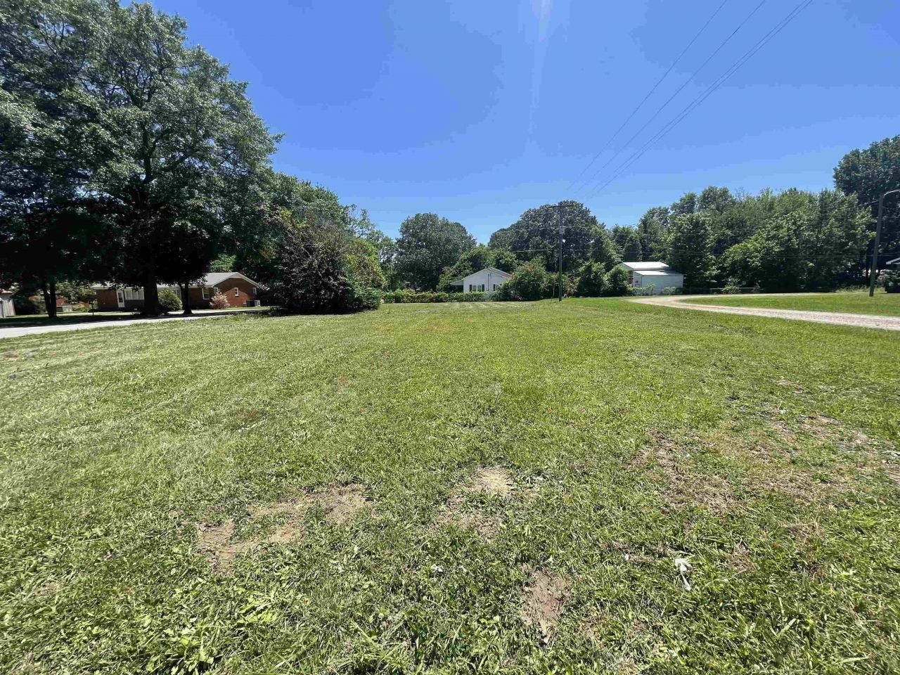 710 Main St E, Savannah, TN 38372 Main Photo