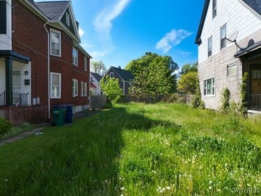 156 Ontario Street, Buffalo, NY 14207
