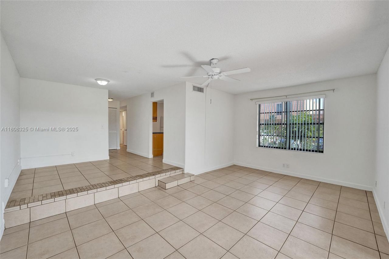 1551 NW 92nd Ave, Unit 185, Pembroke Pines, FL 33024 Photo