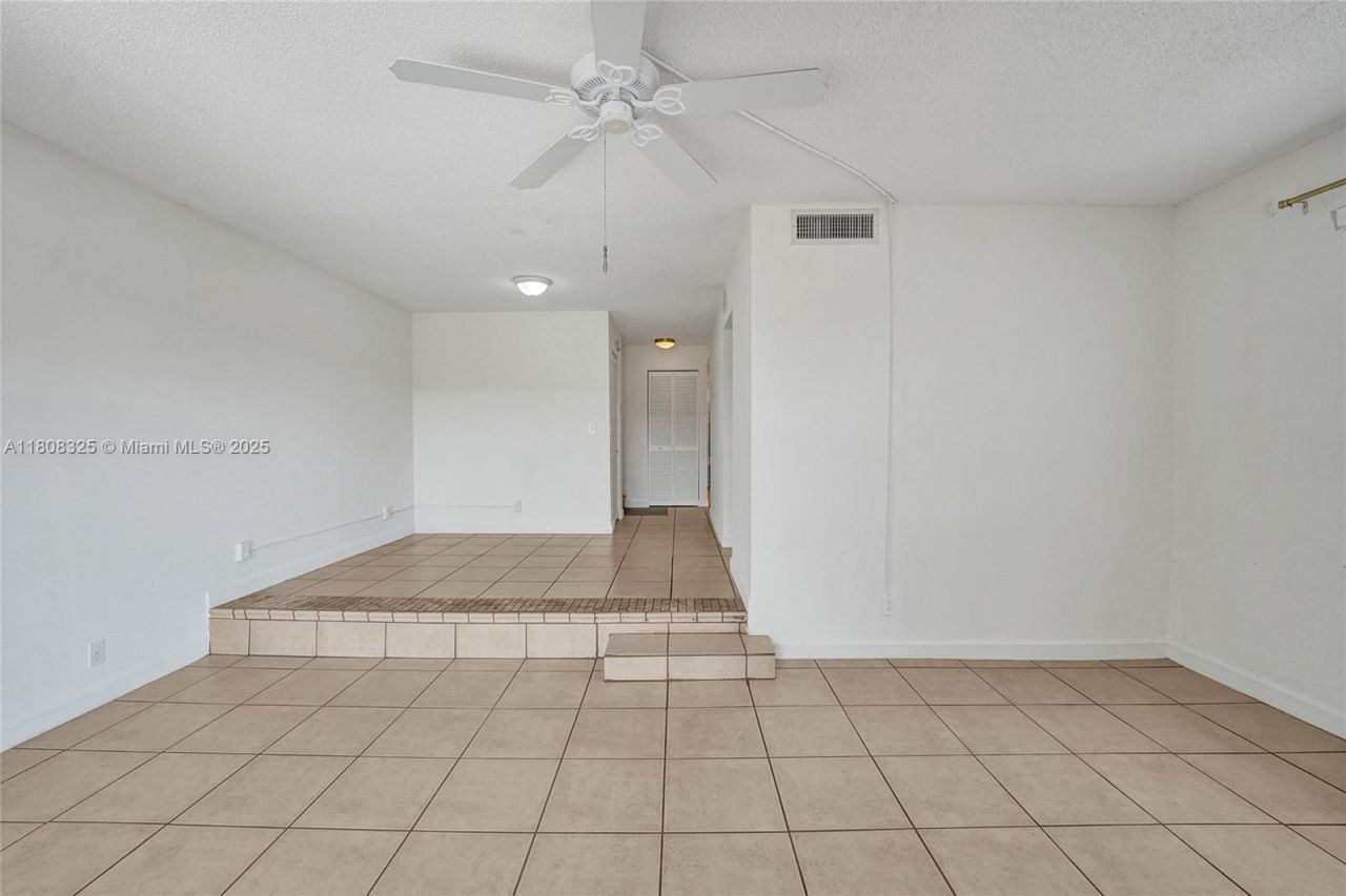 1551 NW 92nd Ave, Unit 185, Pembroke Pines, FL 33024 Photo