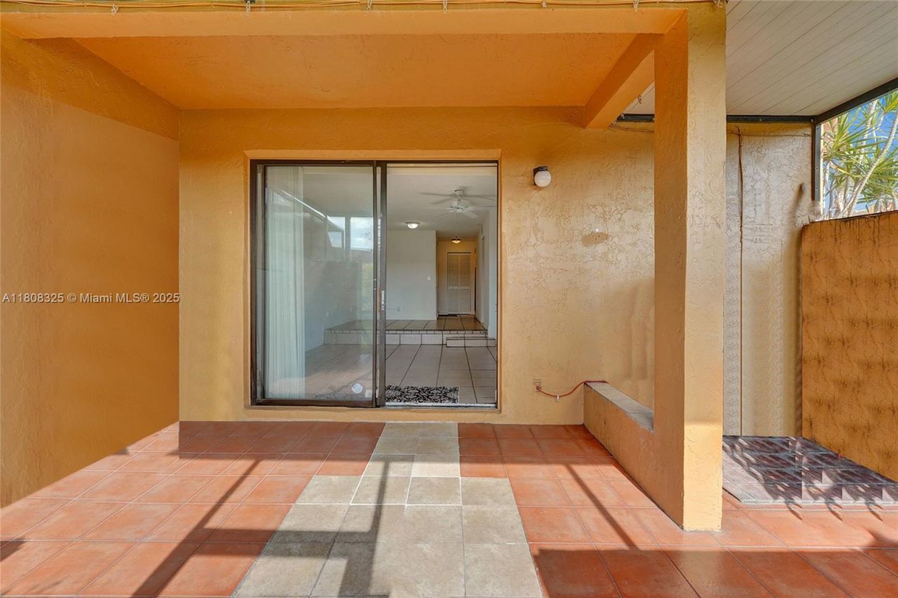 1551 NW 92nd Ave, Unit 185, Pembroke Pines, FL 33024 Photo