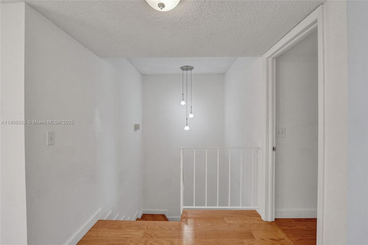 1551 NW 92nd Ave, Unit 185, Pembroke Pines, FL 33024 Photo