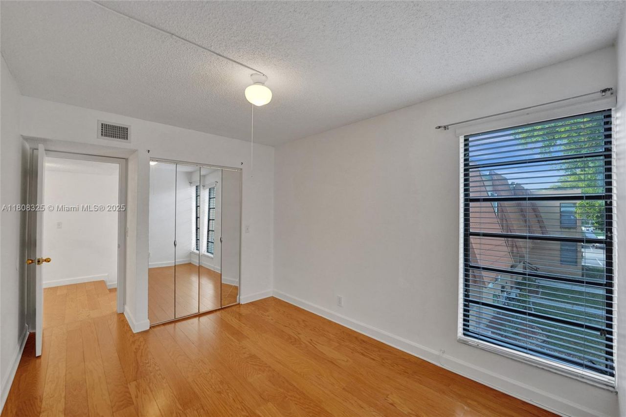 1551 NW 92nd Ave, Unit 185, Pembroke Pines, FL 33024 Photo