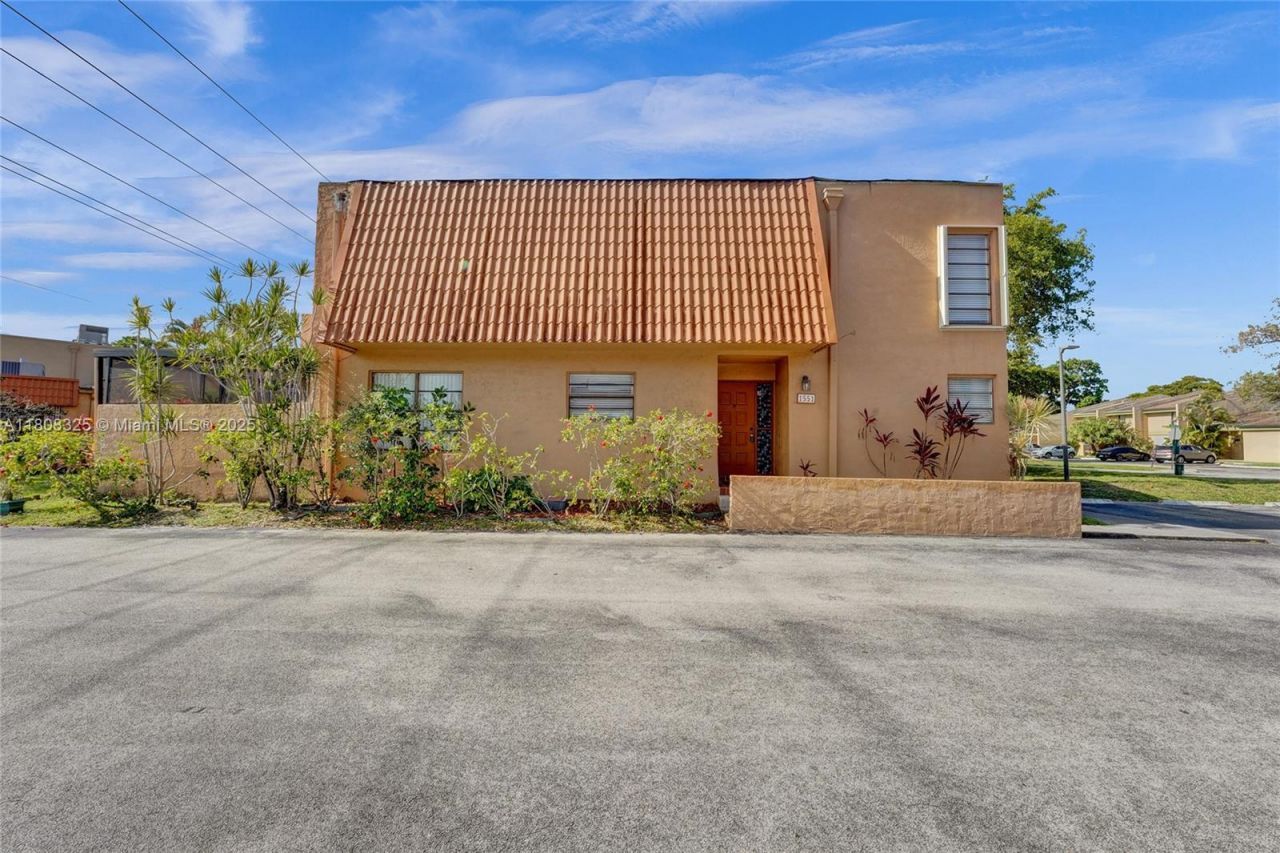 1551 NW 92nd Ave, Unit 185, Pembroke Pines, FL 33024 Photo