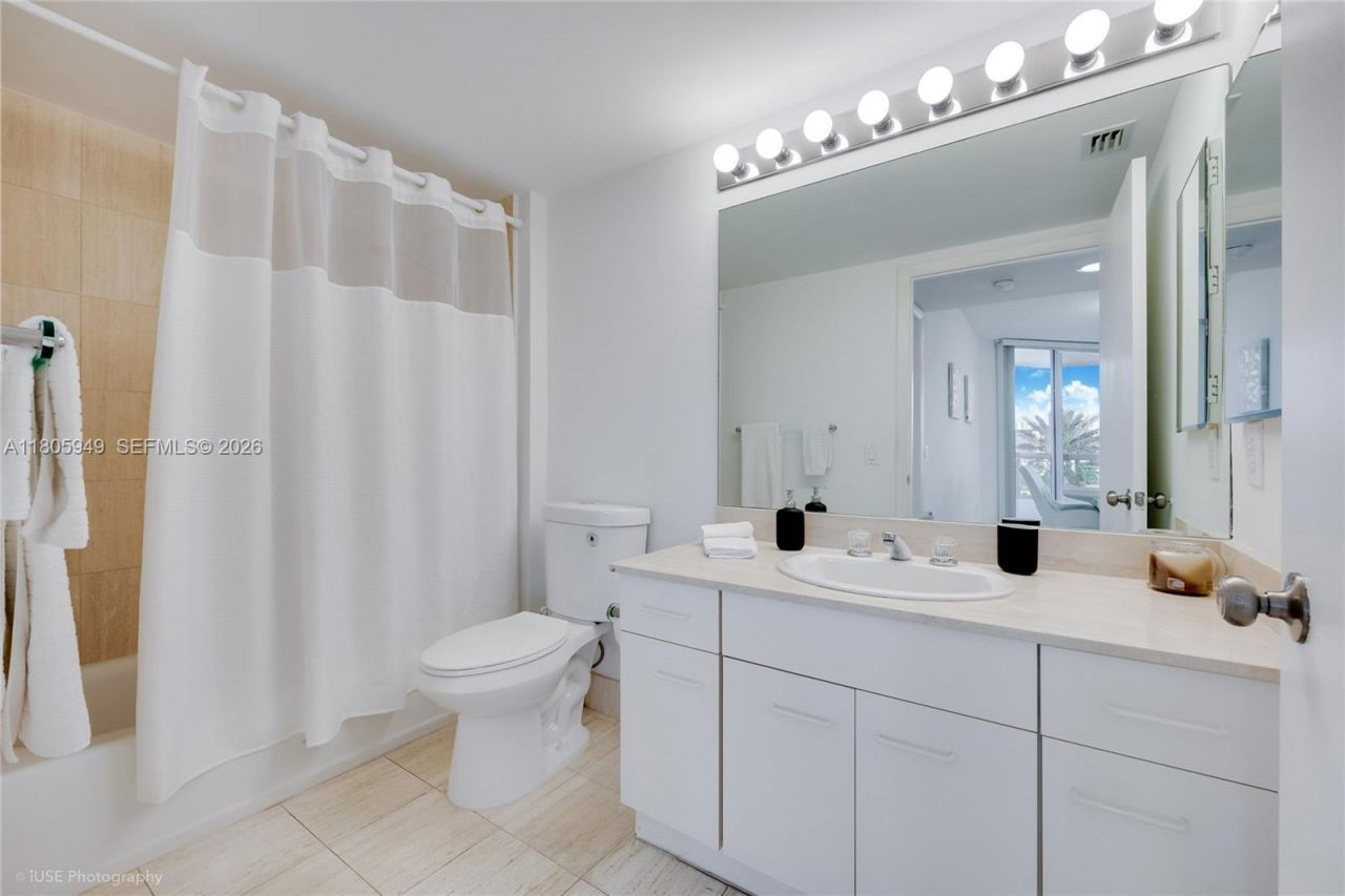 21205 Yacht Club Dr, Unit 701, Aventura, FL 33180 Photo