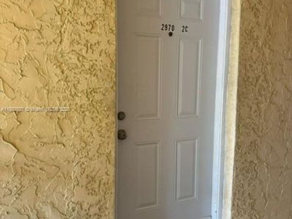 2970 NW 55th Ave, Unit 2C, Lauderhill, FL 33313
