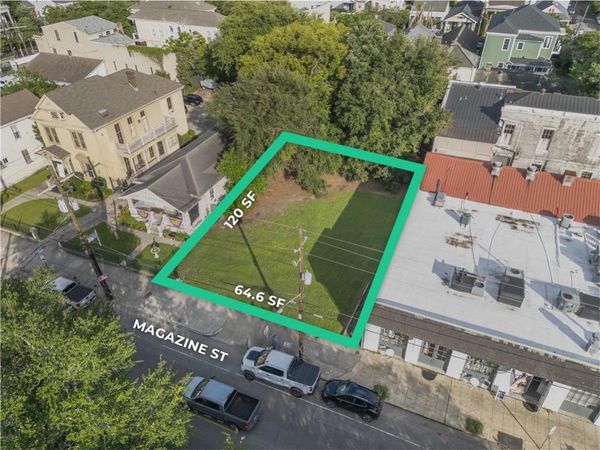 2230 MAGAZINE Street, New Orleans, LA 70130