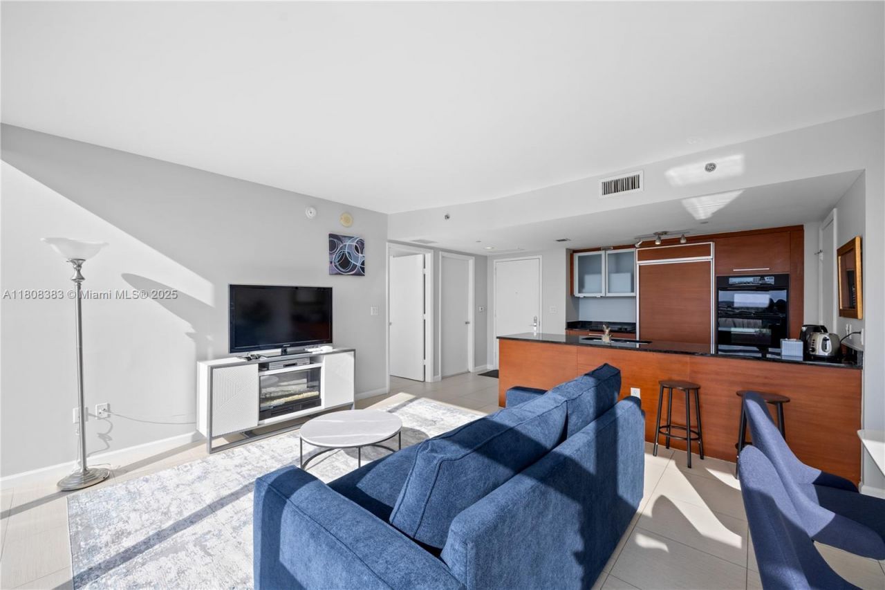 1830 S Ocean Dr, Unit 1807, Hallandale Beach, FL 33009 Photo
