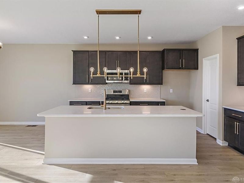 410 S Landon Lane, Springfield, OH 45505 Photo 6