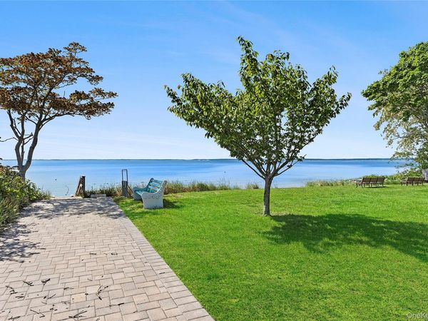 2360 Marlene Lane, Mattituck, NY 11952