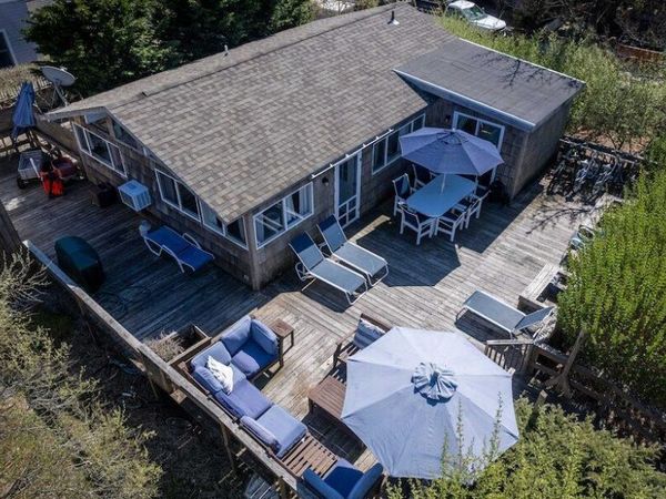 206 Bay Walk, Dunewood, NY 11706