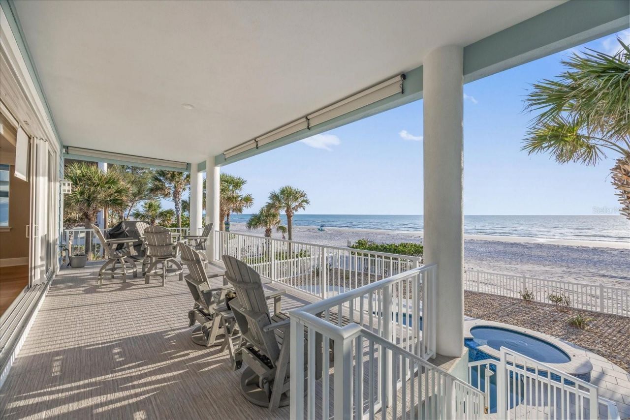 2 Gulf Boulevard, Indian Rocks Beach, FL 33785 Photo
