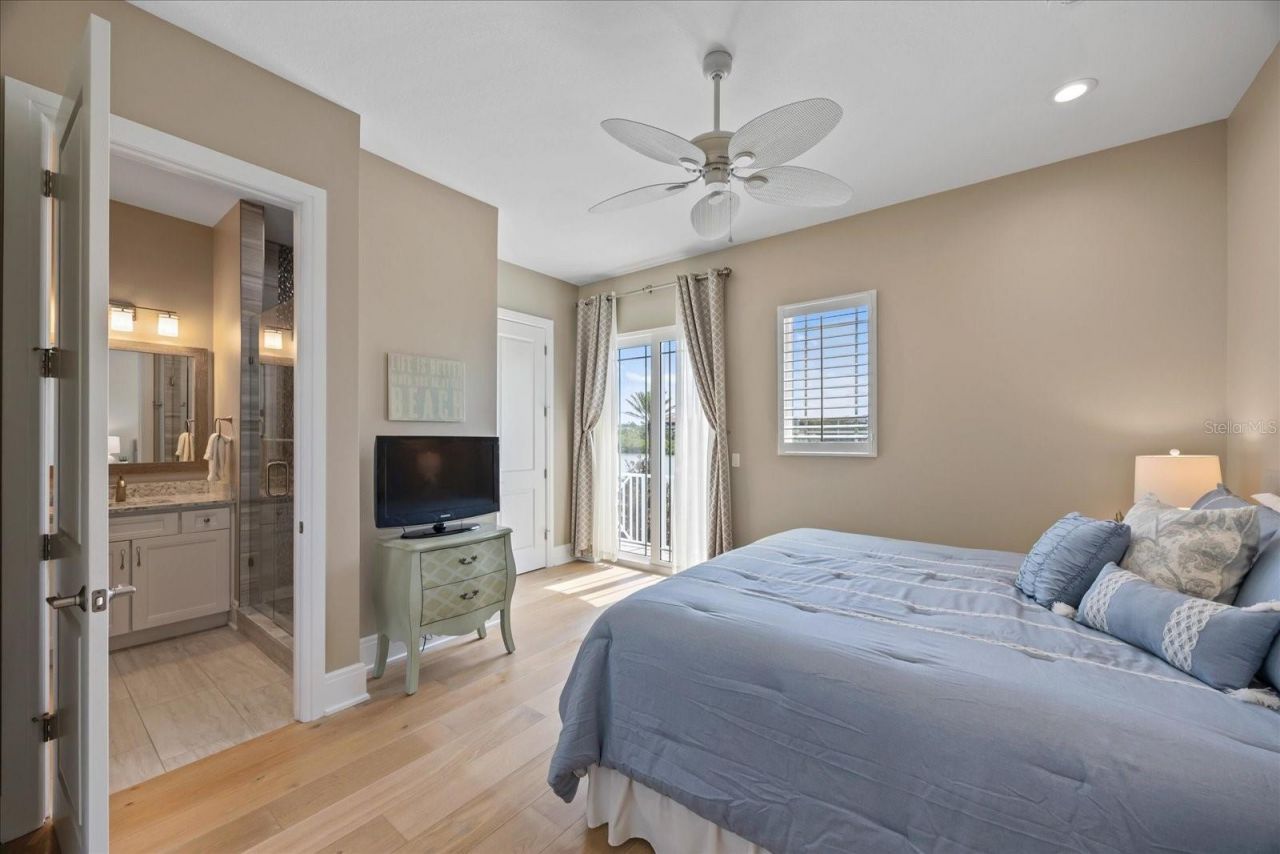 2 Gulf Boulevard, Indian Rocks Beach, FL 33785 Photo