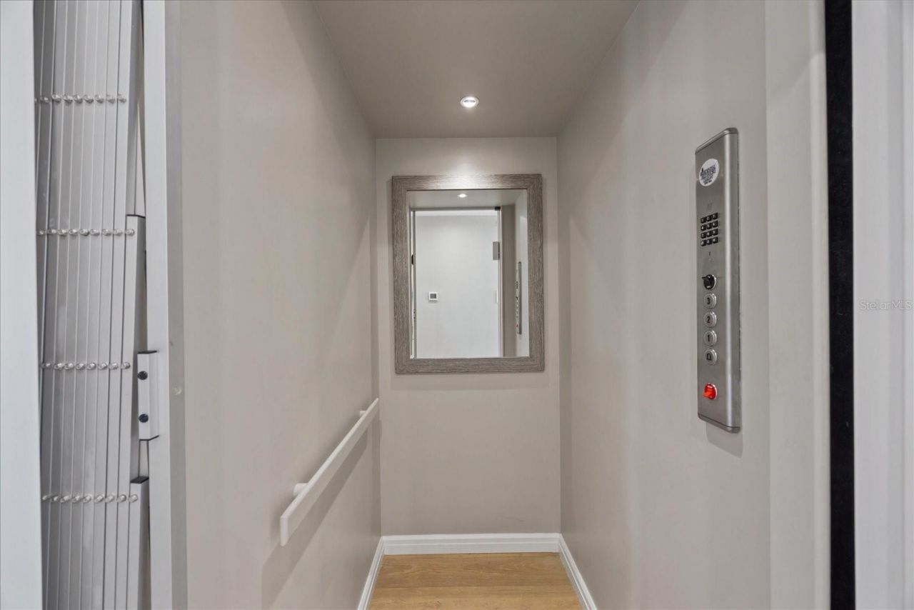 2 Gulf Boulevard, Indian Rocks Beach, FL 33785 Photo