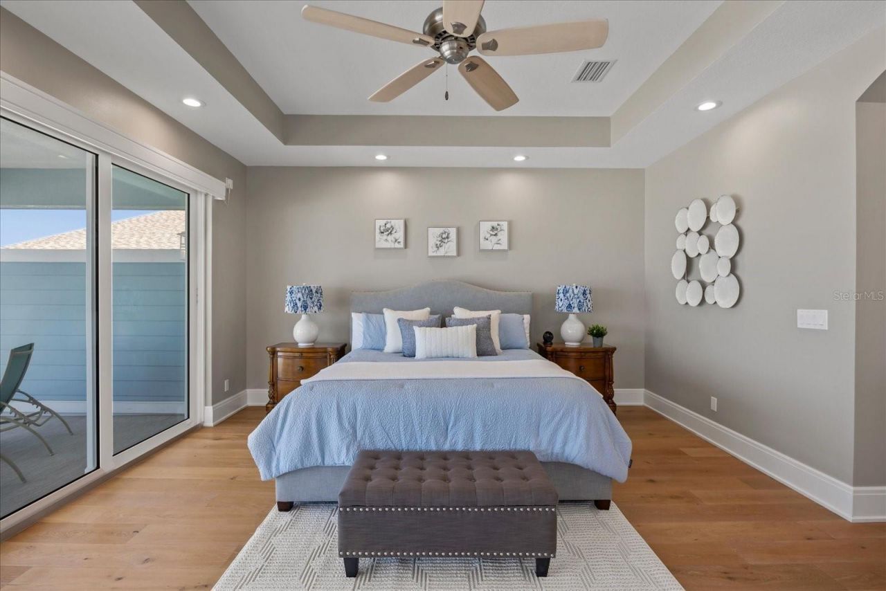 2 Gulf Boulevard, Indian Rocks Beach, FL 33785 Photo