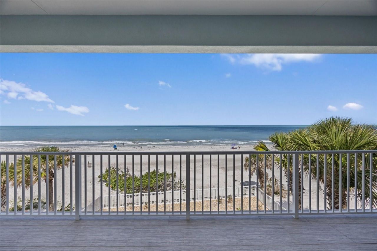 2 Gulf Boulevard, Indian Rocks Beach, FL 33785 Photo