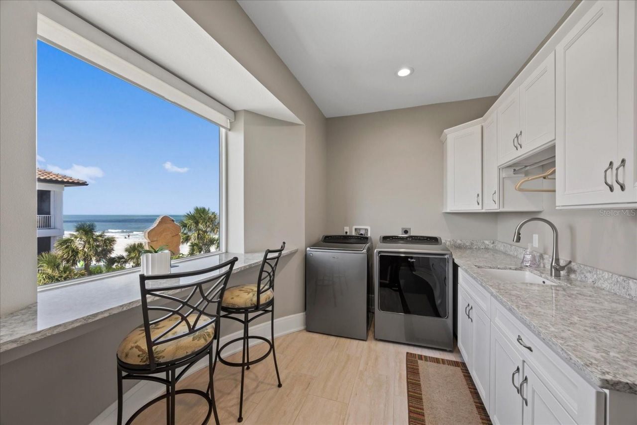 2 Gulf Boulevard, Indian Rocks Beach, FL 33785 Photo