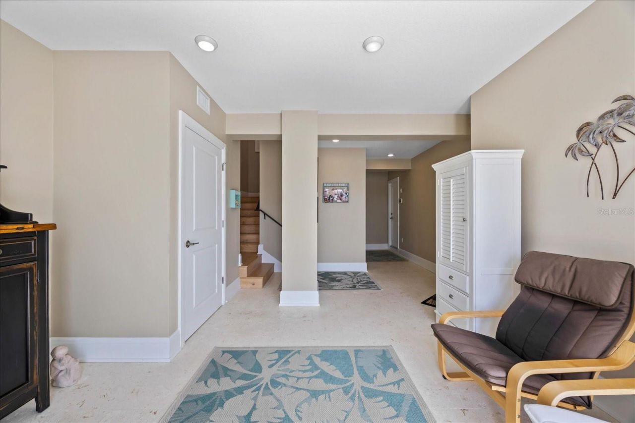 2 Gulf Boulevard, Indian Rocks Beach, FL 33785 Photo