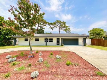 1290 MICHIGAN BOULEVARD, DUNEDIN, FL 34698