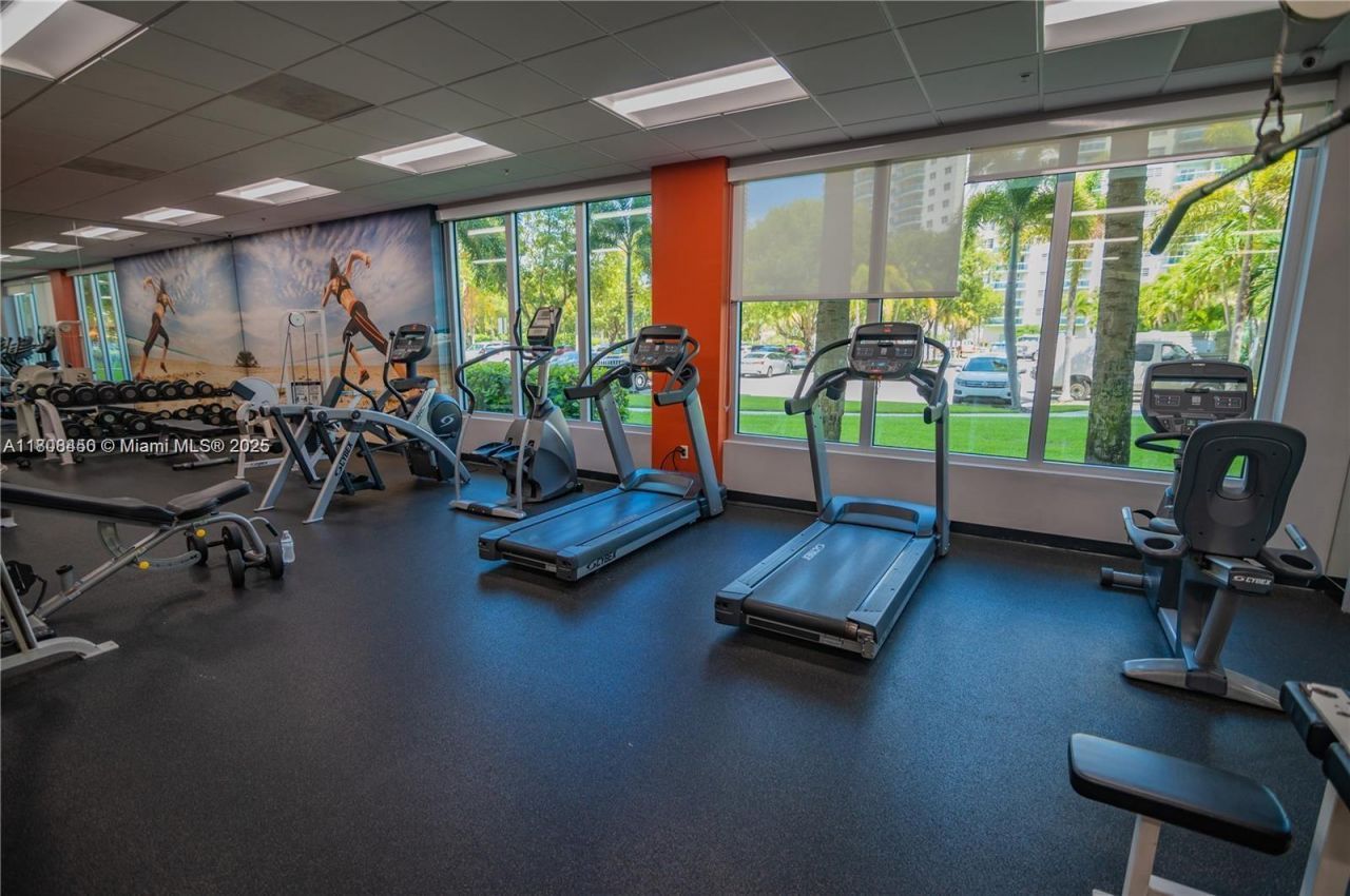 19390 Collins Ave, Unit 217, Sunny Isles Beach, FL 33160 Photo