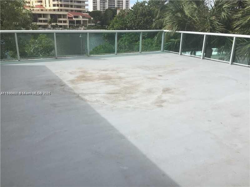19390 Collins Ave, Unit 217, Sunny Isles Beach, FL 33160 Photo