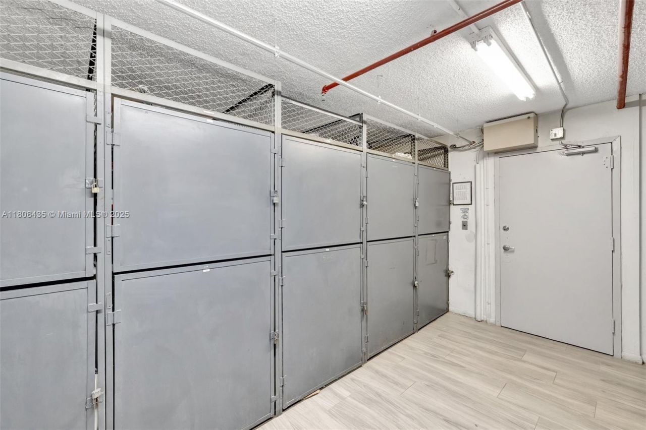 16919 N Bay Rd, Unit 521, Sunny Isles Beach, FL 33160 Photo