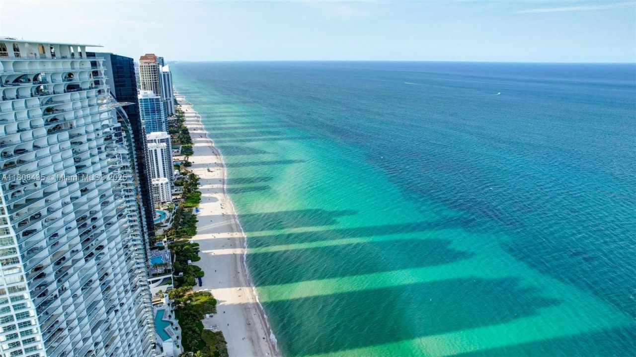 16919 N Bay Rd, Unit 521, Sunny Isles Beach, FL 33160 Photo