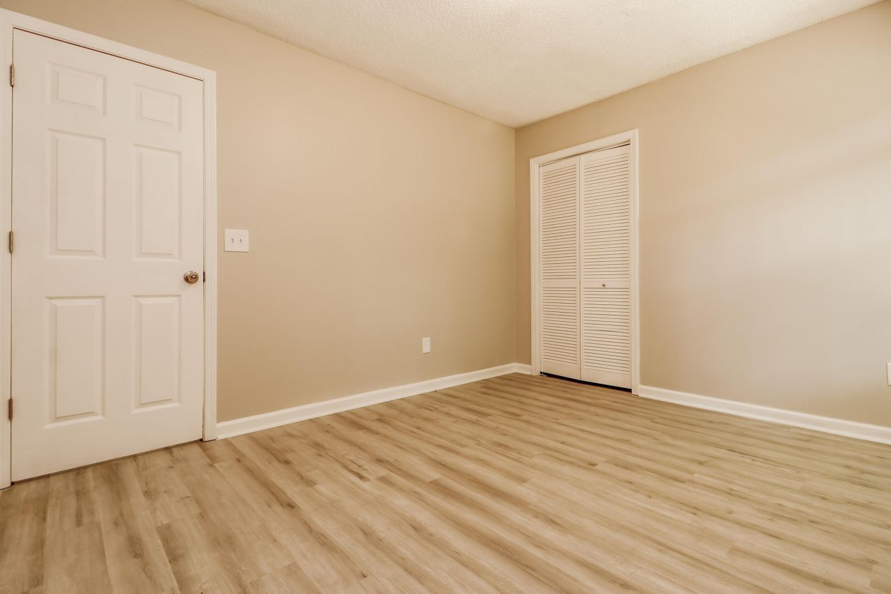 258 Trickle Drive Photo 13