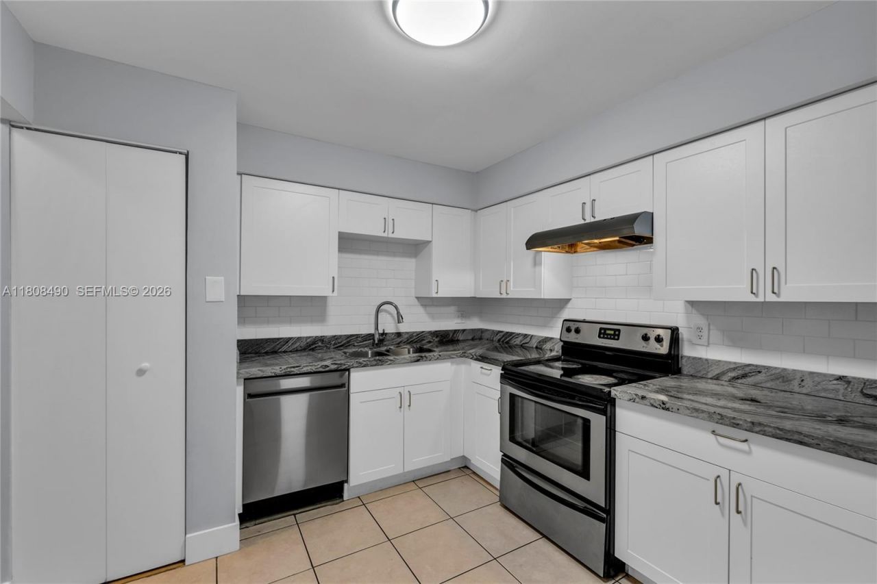 2288 SW 81st Ave, Unit 2288, Miramar, FL 33025 Photo