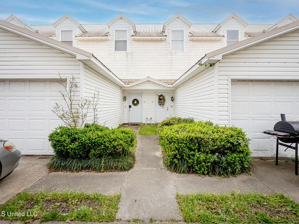 1805 Irish Hill Drive, Biloxi, MS 39531