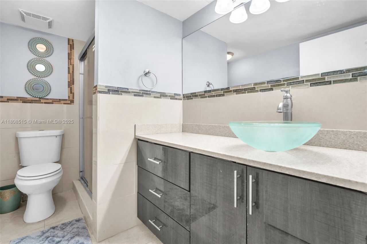 821 NW 91st Ter, Unit 821, Plantation, FL 33324 Photo