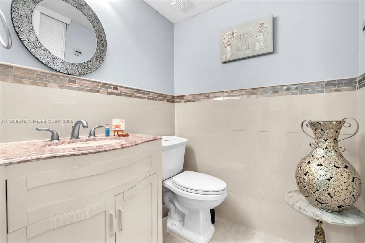 821 NW 91st Ter, Unit 821, Plantation, FL 33324 Photo