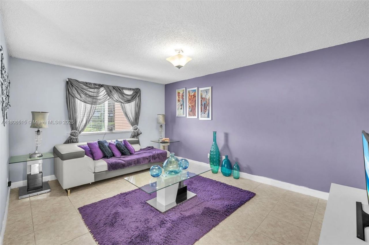 821 NW 91st Ter, Unit 821, Plantation, FL 33324 Photo