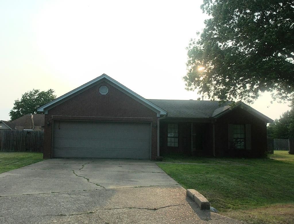 103 Stonehenge Cove, Marion, AR 72364 Main Photo