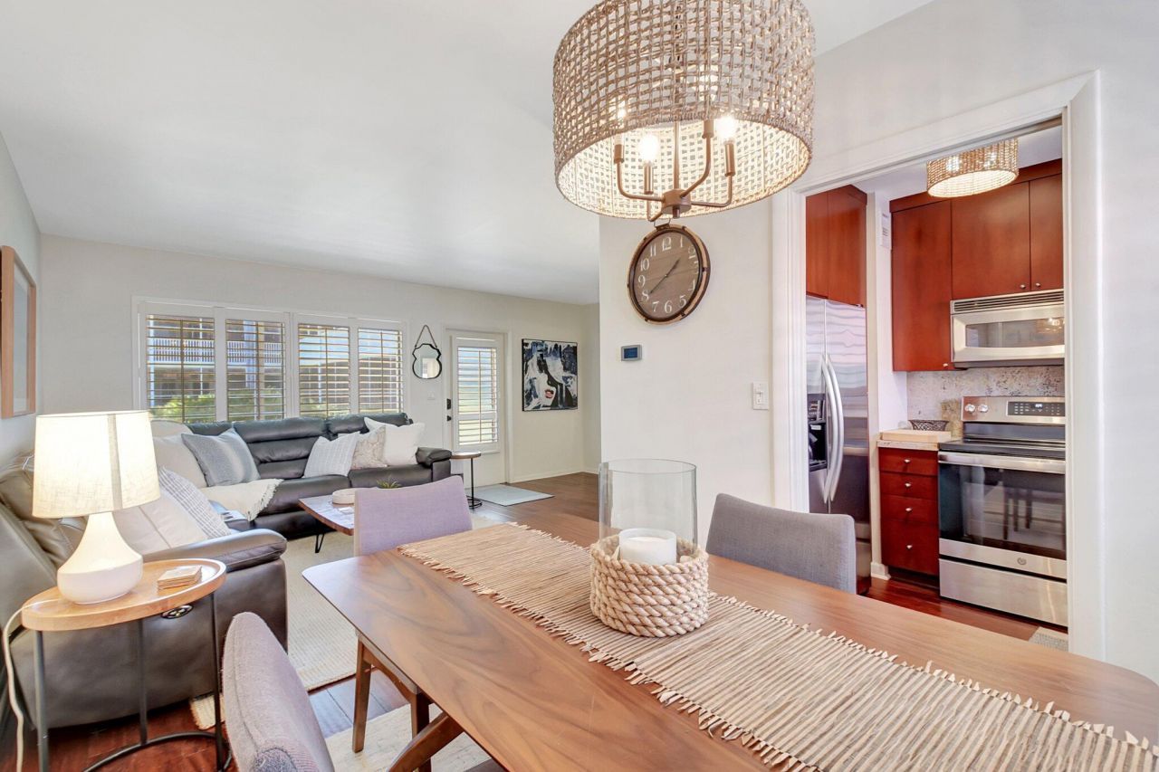 426 NE 7th Avenue, Unit 1f, Delray Beach, FL 33483 Photo