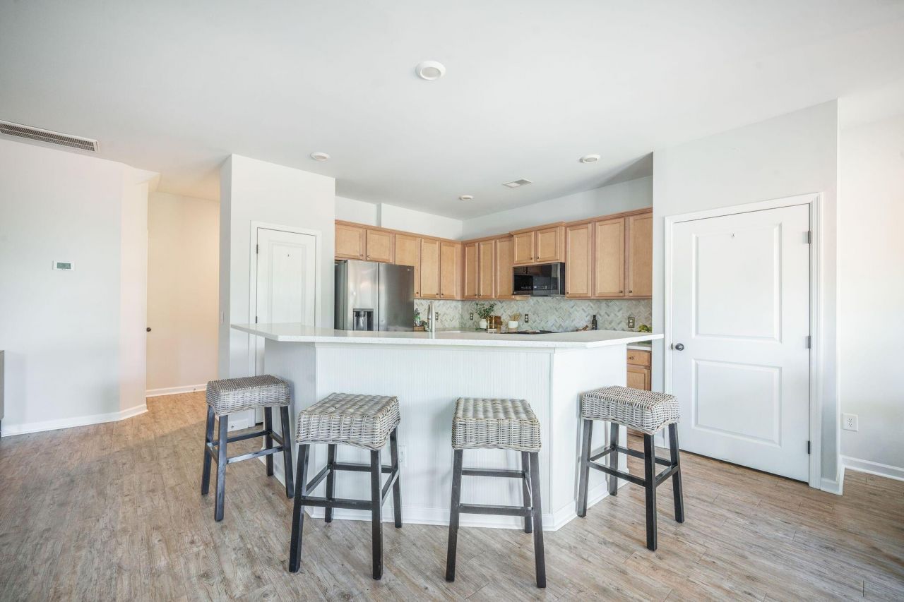 743 Redbud Lane Photo 16