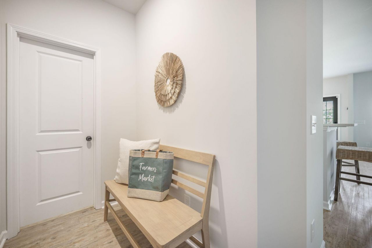 743 Redbud Lane Photo 17