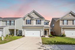 743 Redbud Lane photo 4