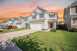 743 Redbud Lane photo 4