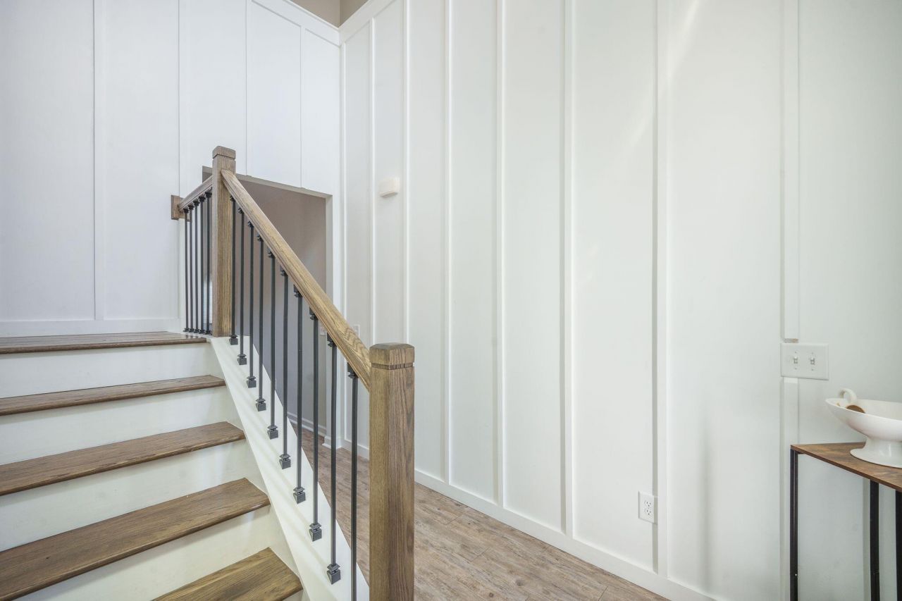 743 Redbud Lane Photo 6