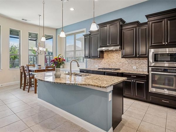 1425 10th Street, Argyle, TX 76226