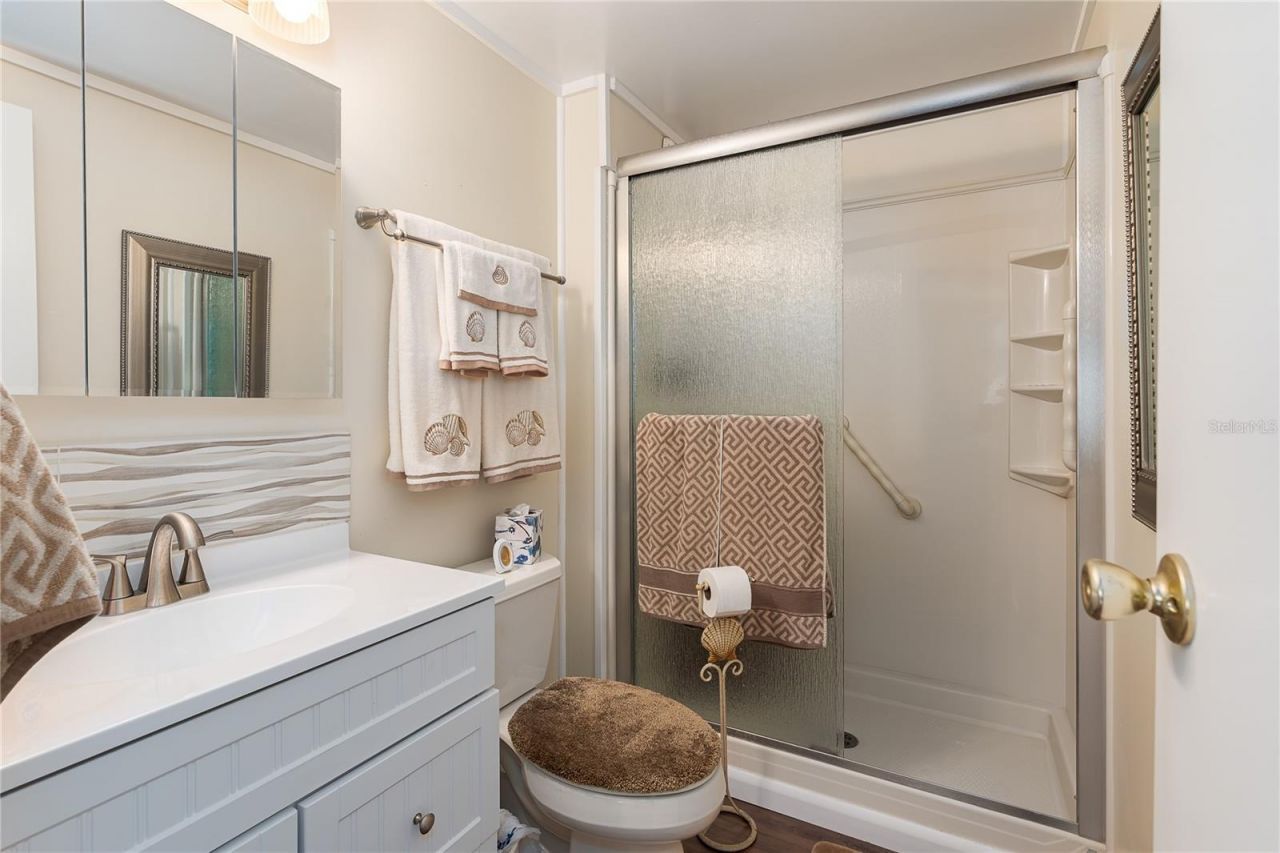 198 Tankey Drive, Palmetto, FL 34221 Photo