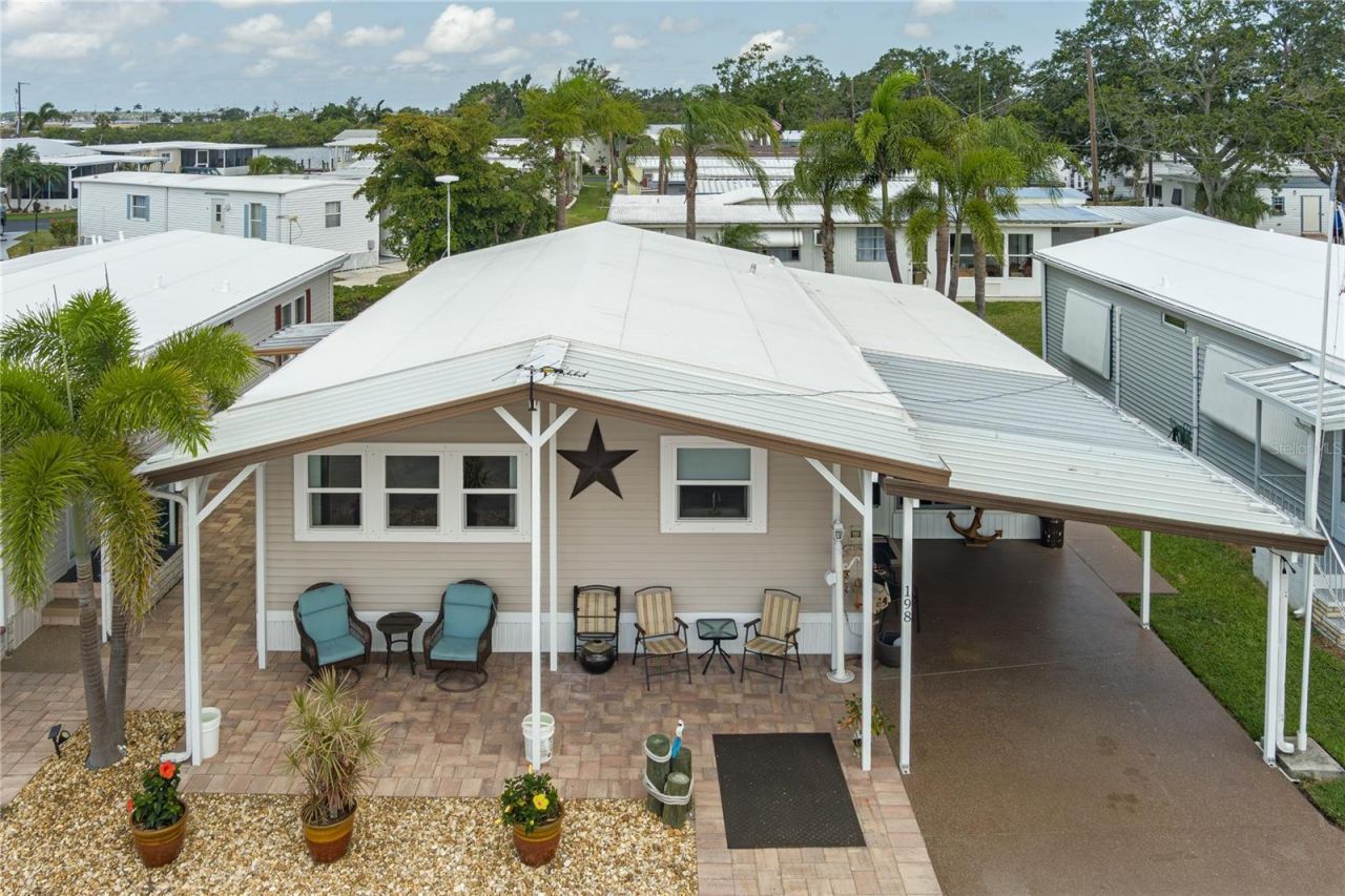 198 Tankey Drive, Palmetto, FL 34221 Photo