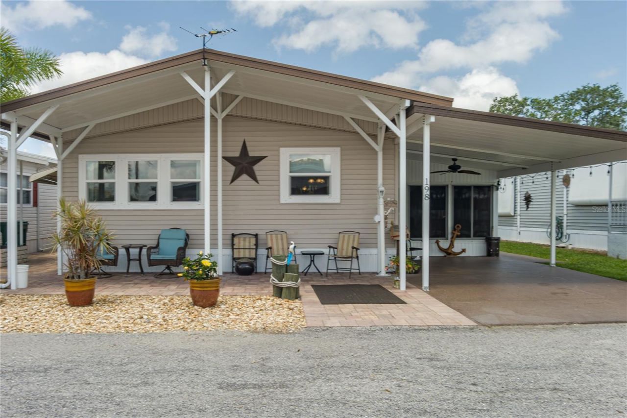 198 Tankey Drive, Palmetto, FL 34221 Photo