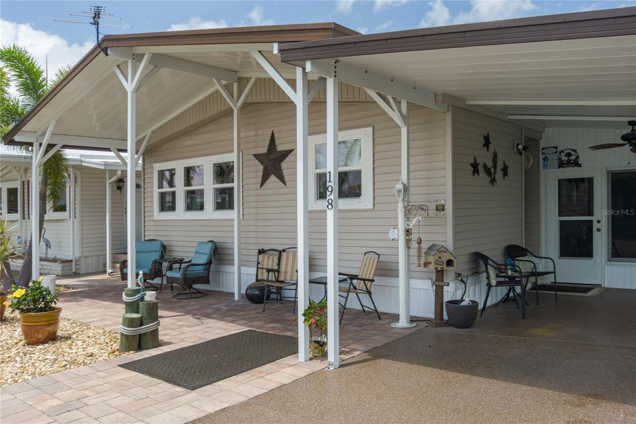 198 Tankey Drive, Palmetto, FL 34221 Photo