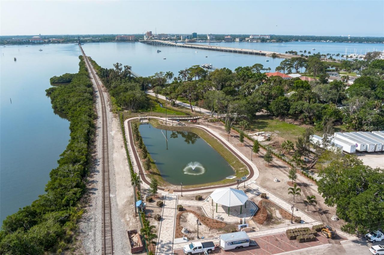 198 Tankey Drive, Palmetto, FL 34221 Photo