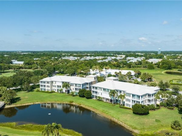 1510 Oak Harbor Boulevard, Unit 102, Vero Beach, FL 32967