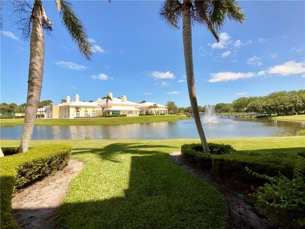 1510 Oak Harbor Boulevard, Unit 102, Vero Beach, FL 32967