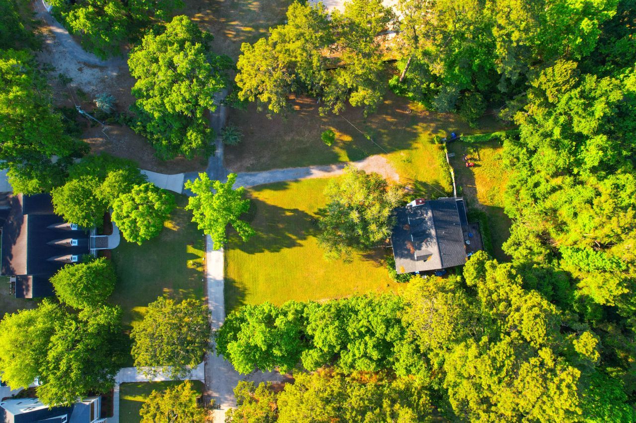 967 Pine Hollow Road Photo 25