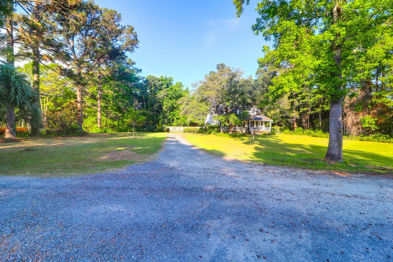 967 Pine Hollow Road Photo 8